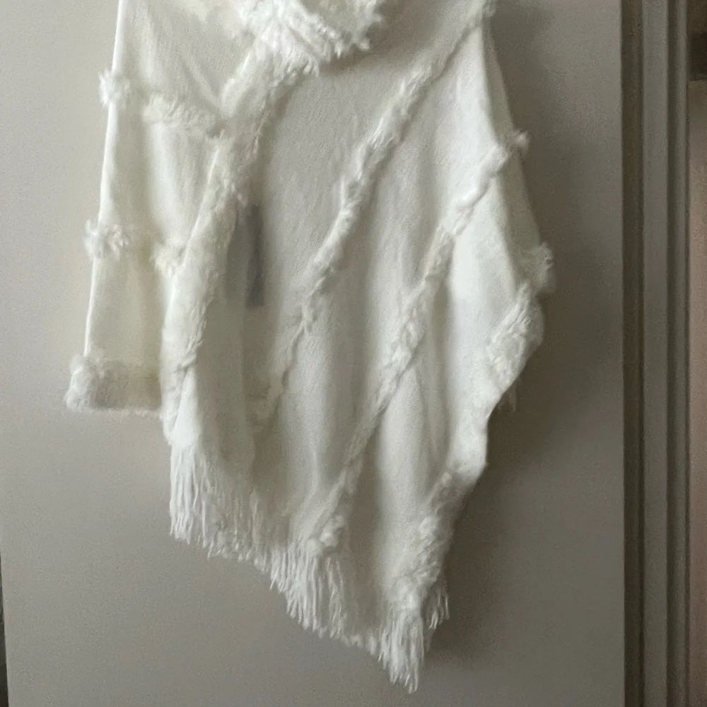 Two Piece PONCHO - Picture 10 of 14